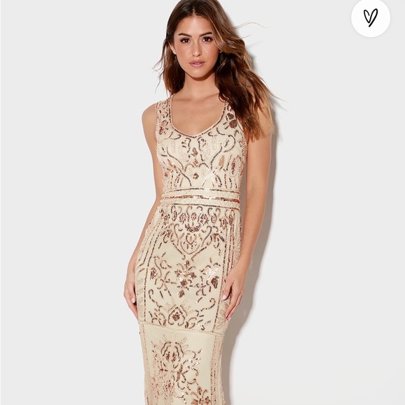 Lulu’s rose gold maxi dress XS - Picture 9 of 9